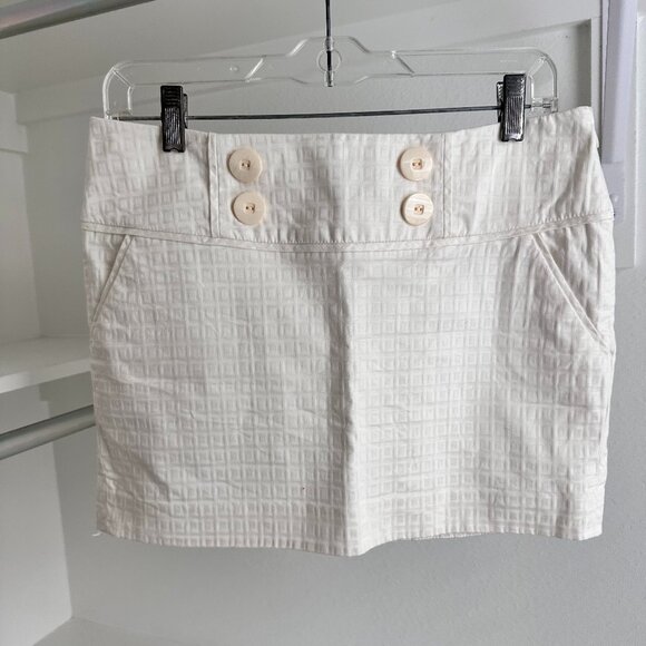 Dresses & Skirts - Vintage White Mini Skirt